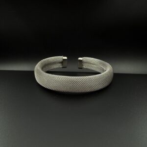 دستبند حصیری (mesh)